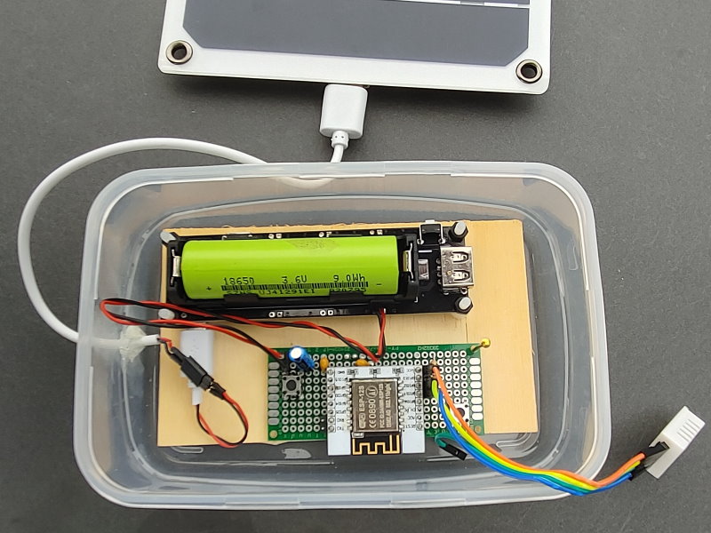 outdoor-sensor-with-solar-panel